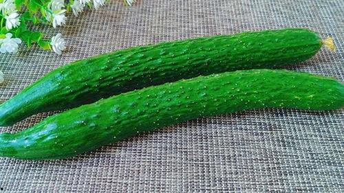 吃瓜生着吃好吗,探讨生吃瓜果的利与弊