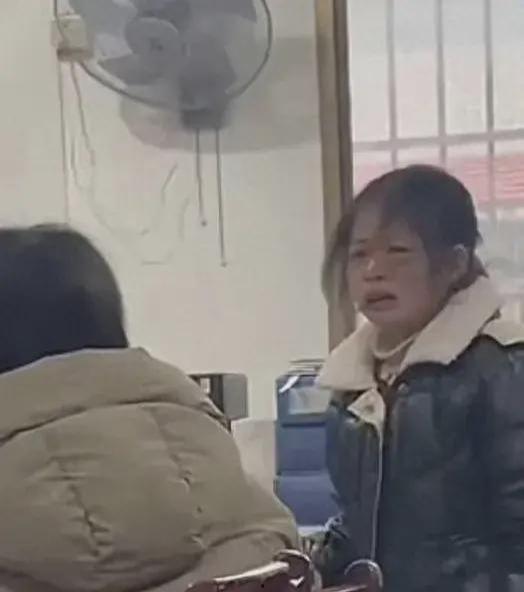 鞍山老师吃瓜事件,一场校园风波引发的舆论漩涡